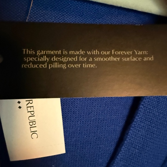 NWT Banana Republic Factory Forever Yarn Blue Cardigan Size Medium Preppy - Picture 12 of 16